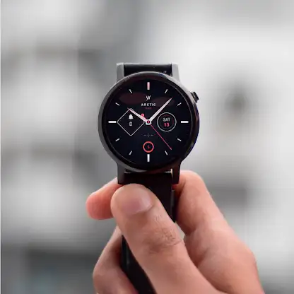 Arctic Pro Watch Face screenshot 4