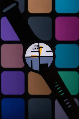 Bloc: Big Digits Watch Face screenshot 2
