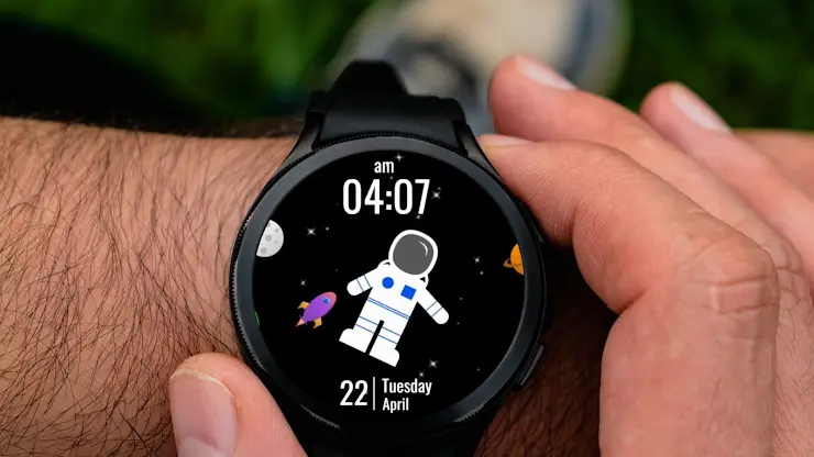 Astronaut Earth Watch Face screenshot 1