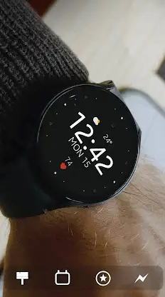 Battery v2 Digital watch face screenshot 2