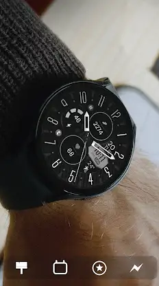 Carbon v10 Hybrid Watch Face screenshot 2