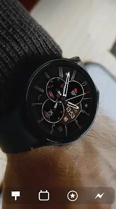 Carbon v7 analog watch face screenshot 2
