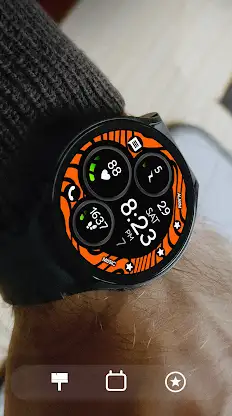 Digital Red watch face screenshot 2