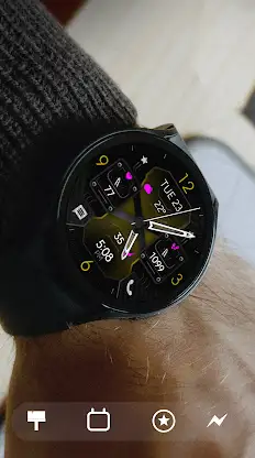 Dream 112 - Analog Watch Face screenshot 2