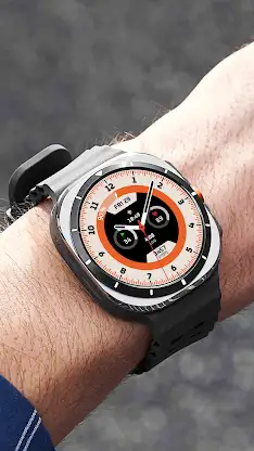 Ultra Watch Face screenshot 3