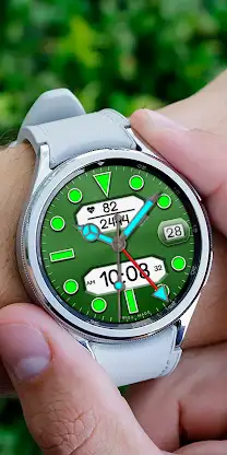 Rolex GMT-Master II Watch face screenshot 6